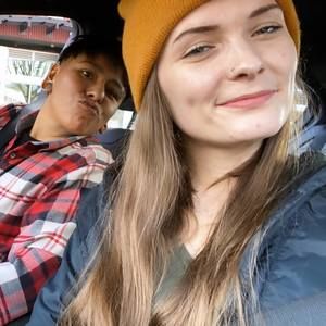 Meet your Posher, Kayla